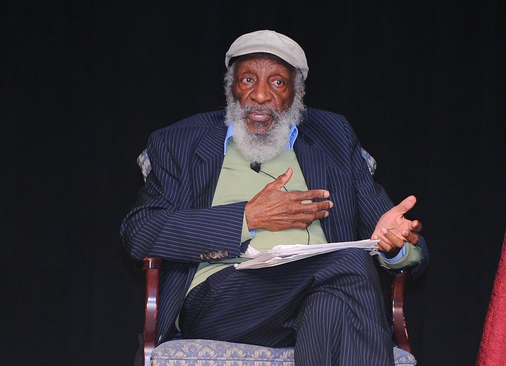 CAU's tweet photo. Legendary comedian &amp; activist Dick Gregory at #CAU Homecoming 2014. Rest in Power (photo credit: Curtis McDowell) #HBCU #StayWoke https://t.co/N2qgi8Q6VU