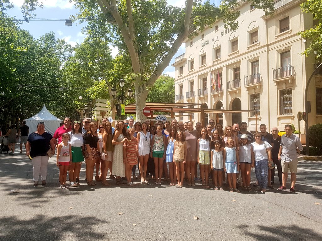 JLFXATIVA's tweet photo. Continuem mostrant la fira a les juntes locals d'Alzira, Dénia, Borriana, Sagunt, Gandia, València i Sueca. #ComboiFaller #Falles #Fira https://t.co/uOTqskT3pU
