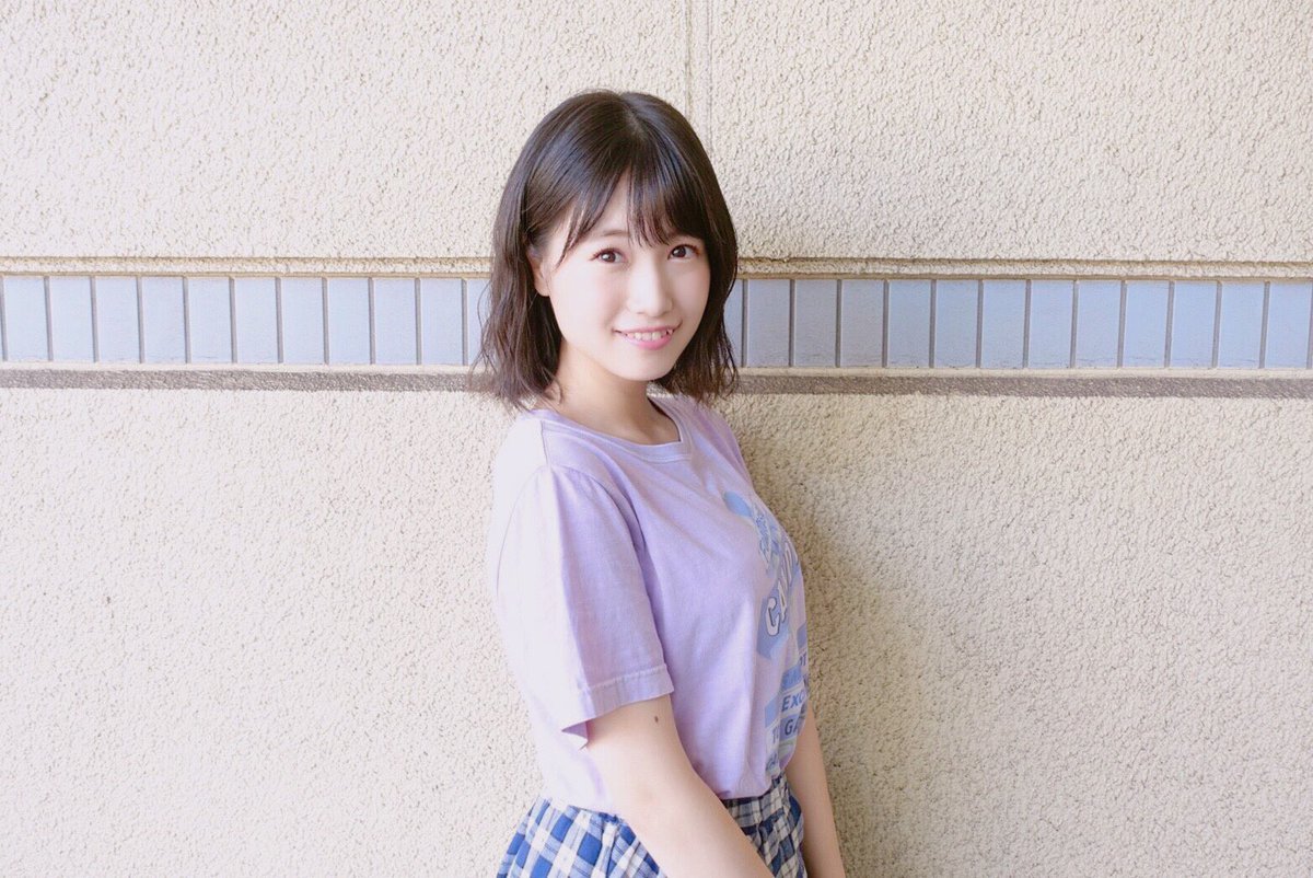 朝長美桜 今日の私服 Candystripper のtシャツ とっても着やすいの 色合いも好きで生地も好きで 何よりも かたちが1番好き Hkt48 握手会 私服 Drmartens