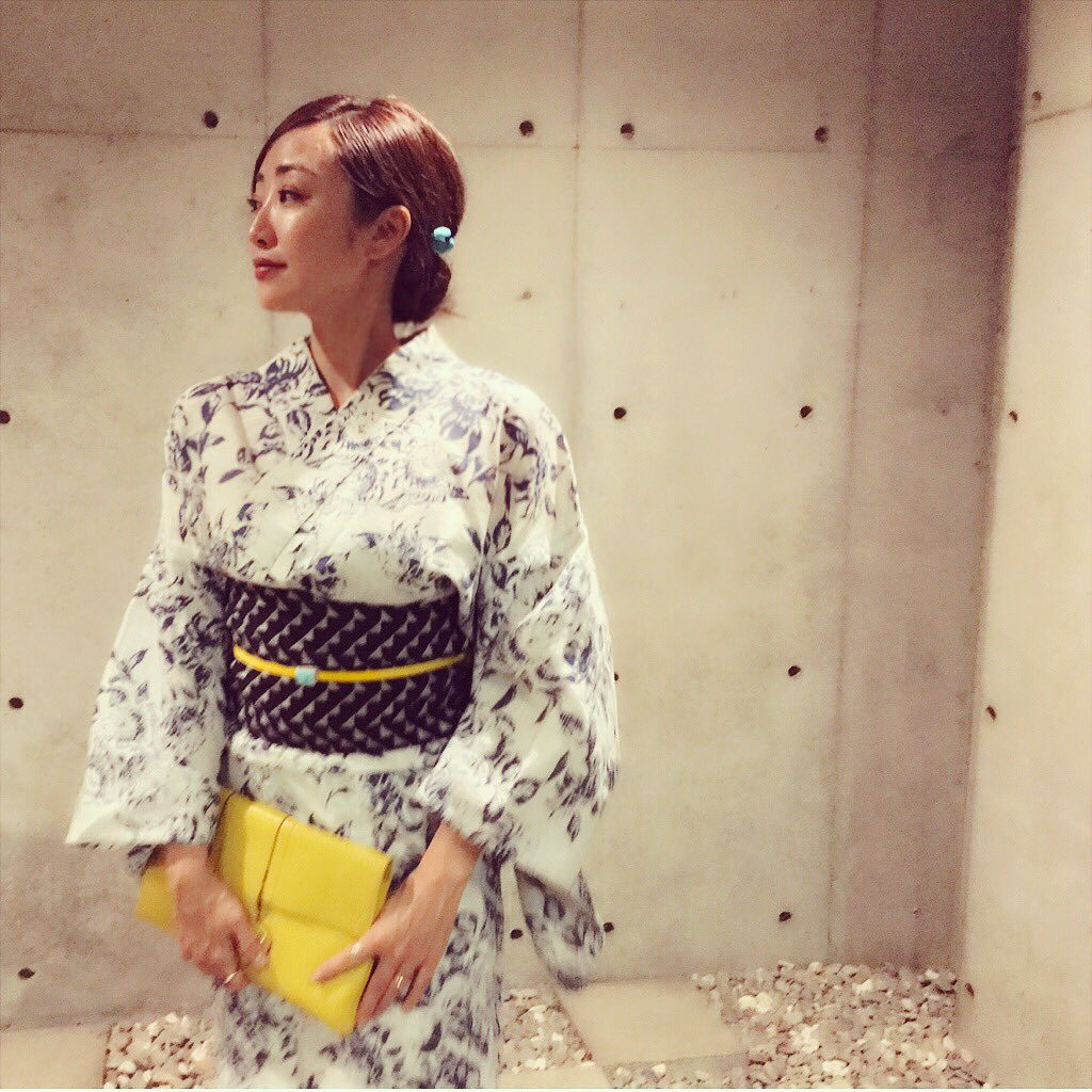 神崎 恵 浴衣