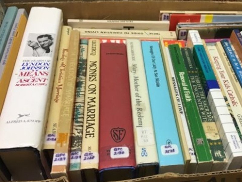 Catholic Institution in Bruno Giving Away Thousands of Books dlvr.it/PgMNSC https://t.co/Kfn6aUHCoC