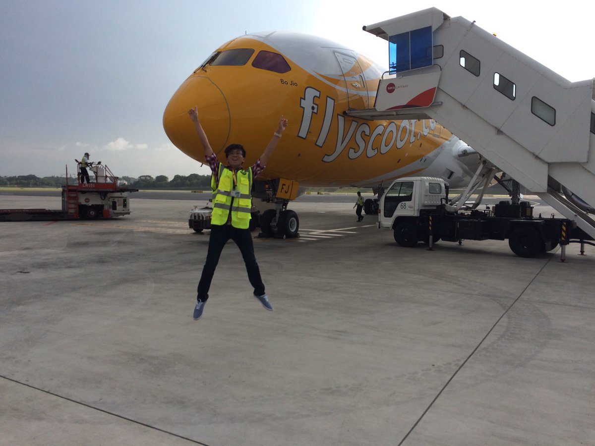 The787Centauri's tweet photo. Jump shot ☁️😌✈️ #avgeek #flyscoot #9VOFJ #boeing #787 https://t.co/mievizR4zo
