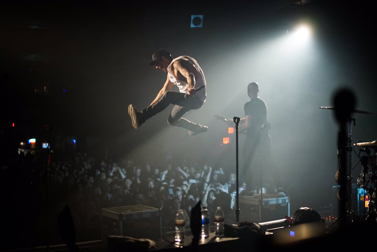 simpleplan tweet picture
