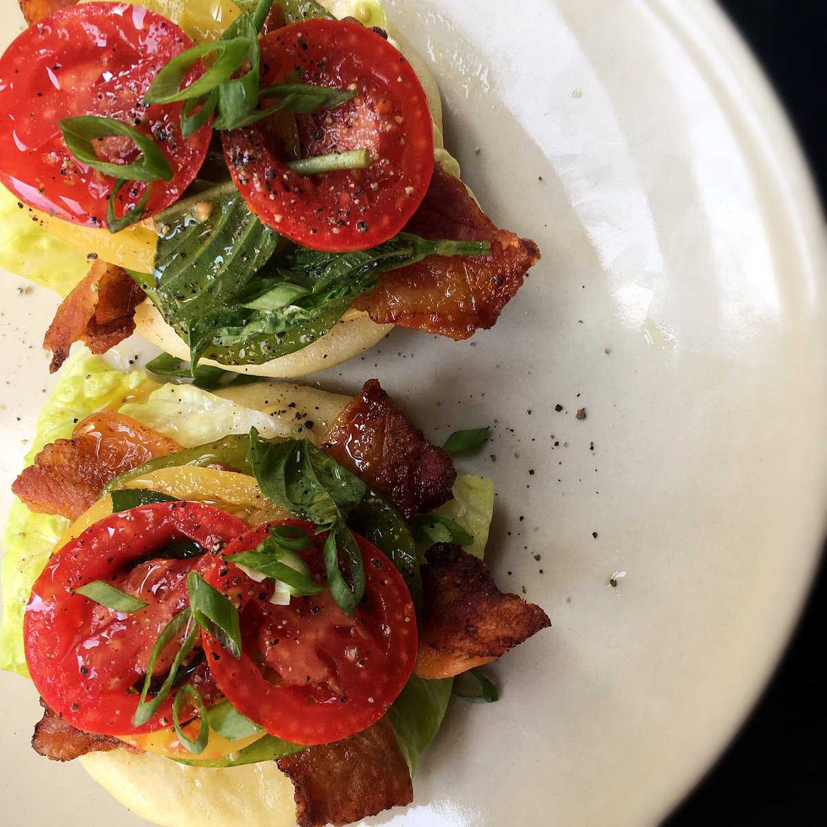 aldinephilly's tweet photo. Very limited brunch addition today : bao bun, bacon, lettuce & tomato. #bbblt https://t.co/cHc5reBW64