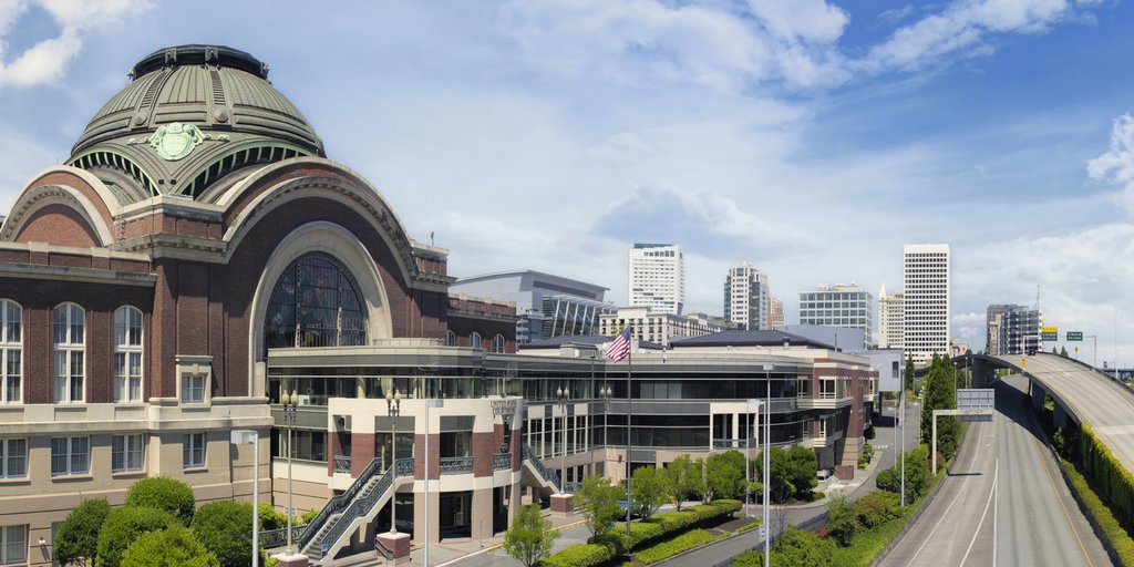 fentressinc's tweet image. How can your courthouse’s architectural style fit with its new neighbors?#courthousedesign hubs.ly/H08nY090