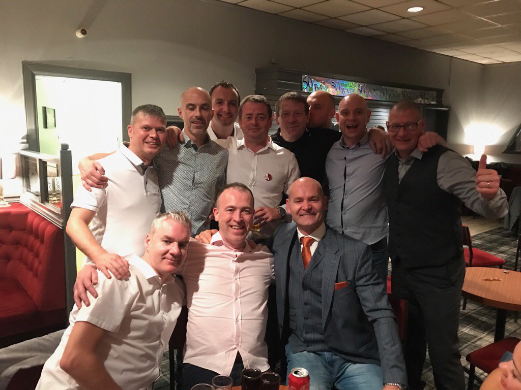 janehickey8's tweet image. Johnny's 50th birthday celebrations #bitdrunk #boyswillbeboys