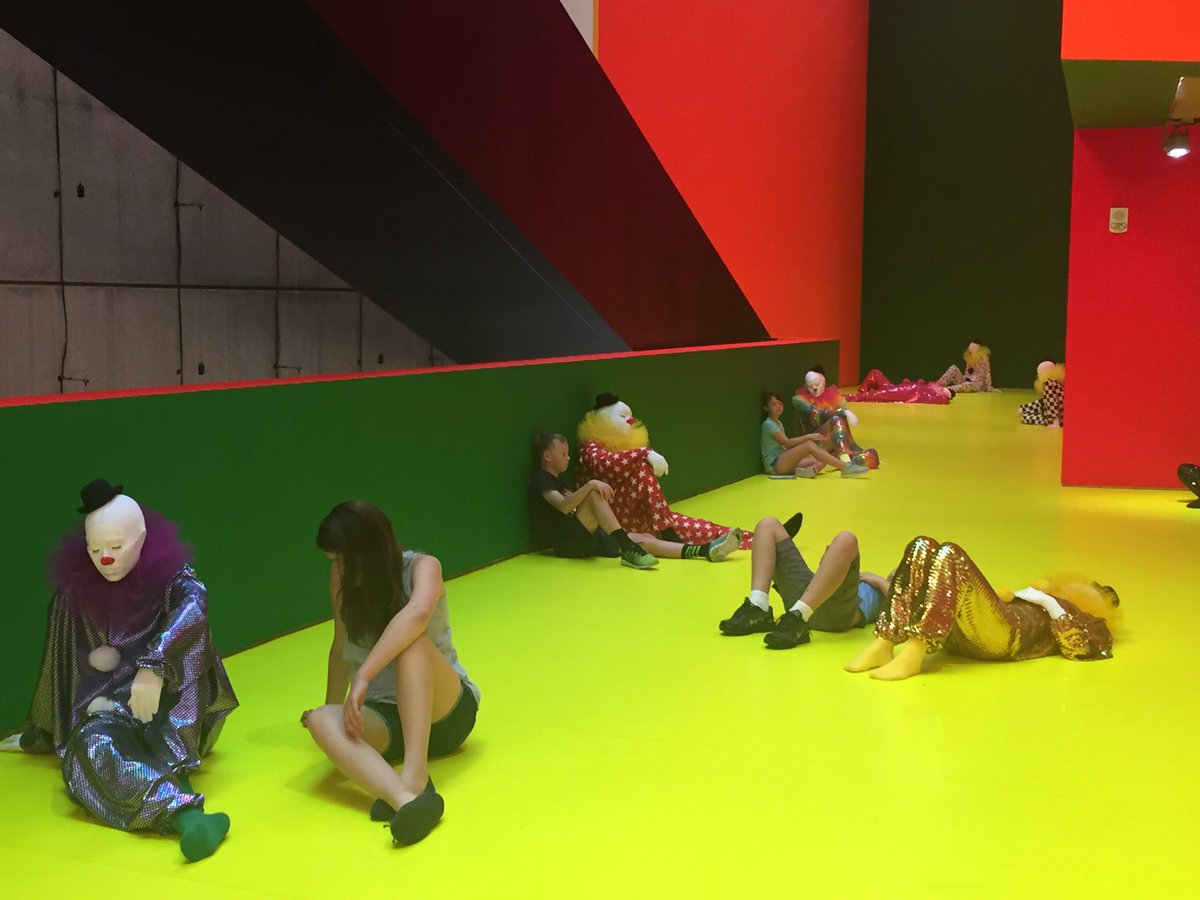 AleciaKintner's tweet photo. Clowning around @CincyCAC #ArtsFuelCreativity @ArtsWave https://t.co/dd2Zt0bHXq