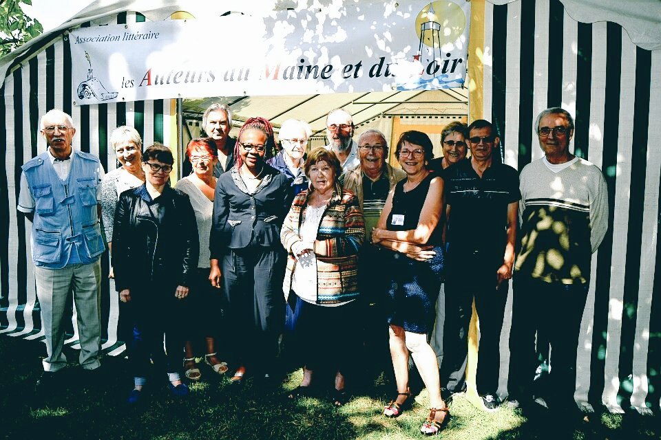 auteursdumaine's tweet photo. En direct de #Ligron où dix-sept @auteursdumaine vous attendent... Odile Moller et Paul Baringou complètent la liste annoncée. #AML #Sarthe https://t.co/xCHyYdKlHR