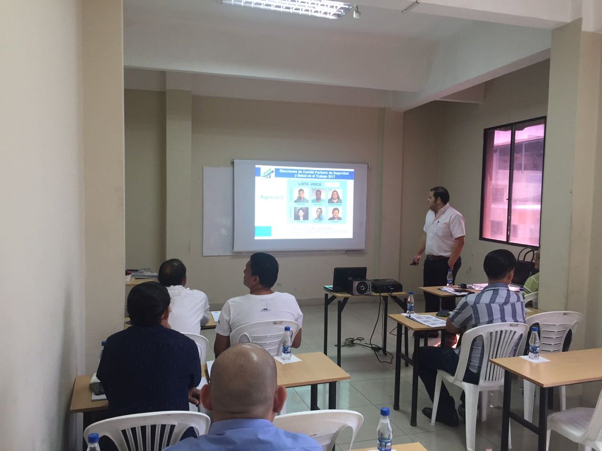 solutionsjaf's tweet image. Realizamos con éxito, el curso #COPASST Sábado 19/08/2017