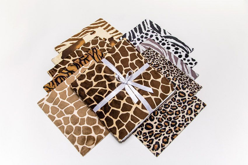 howarths63's tweet photo. Do you #Sew or #Quilt? #DIY #CuddleCake #QuiltKits #Fabric #Sewing #Quiltingfabric #Etsymntt #PlushToys #Quilting https://t.co/FBjqpaxCDC https://t.co/74fNIgq9jQ