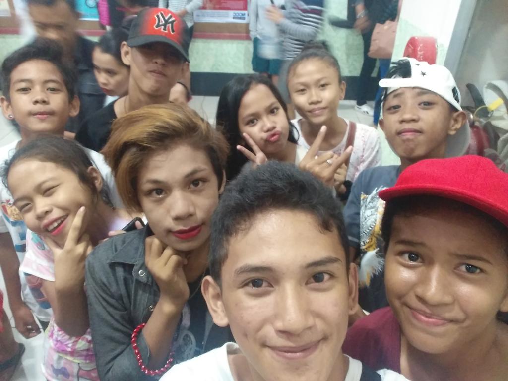 johnzerauj's tweet photo. #KadayawanNcccn😗😍
 @NCCCMallDavao https://t.co/18SRAIgYop