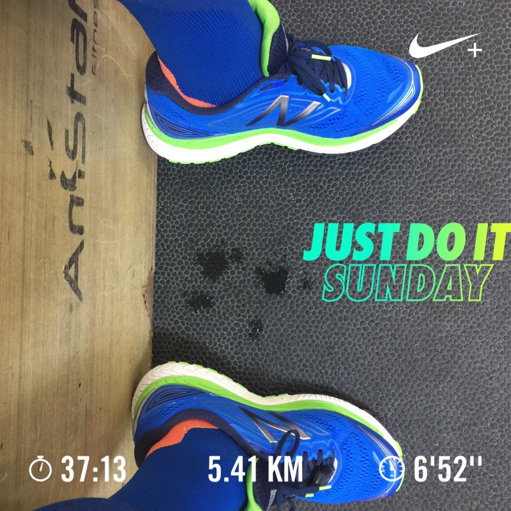 bigbrnz's tweet photo. Fast. Hot. Like really hot. #ChicagoMarathon #Training #running #fast #fitfam #fitness #GetBetterEveryDay #bigmanrun https://t.co/KybCK2nqWK