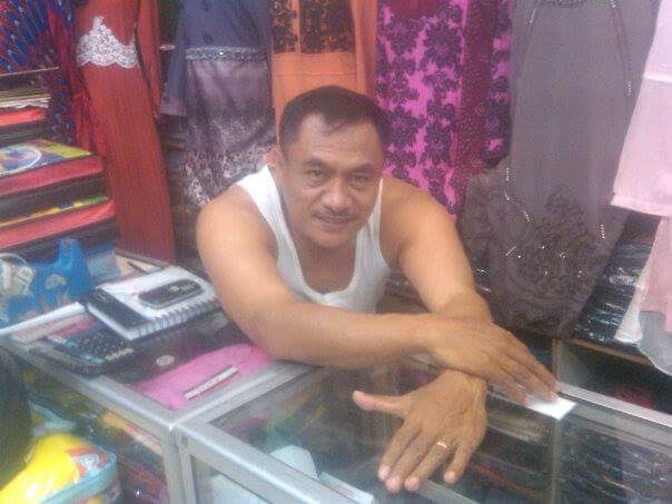 rekoso68's tweet photo. Mantanku H. Zasrial...........!!!!! Kalo di entot sambil di pangku, muncrat sendiri pejuhnya... https://t.co/C68Ad7lyCA