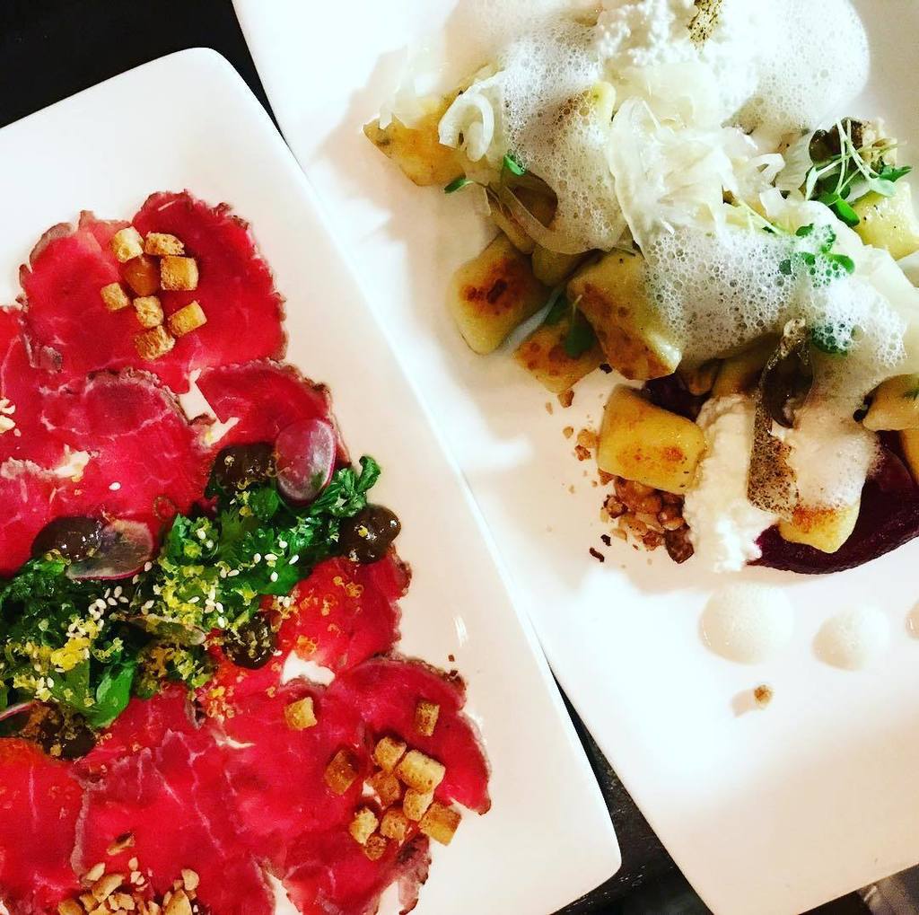 lauraknaub's tweet image. S A V E U R.
@saveurresto Carpaccio w/Peanuts, Cured Egg Yolk, Scallion Pea Shoots Cilantro Salad, Sesame Dressing… ift.tt/2wmkb3F