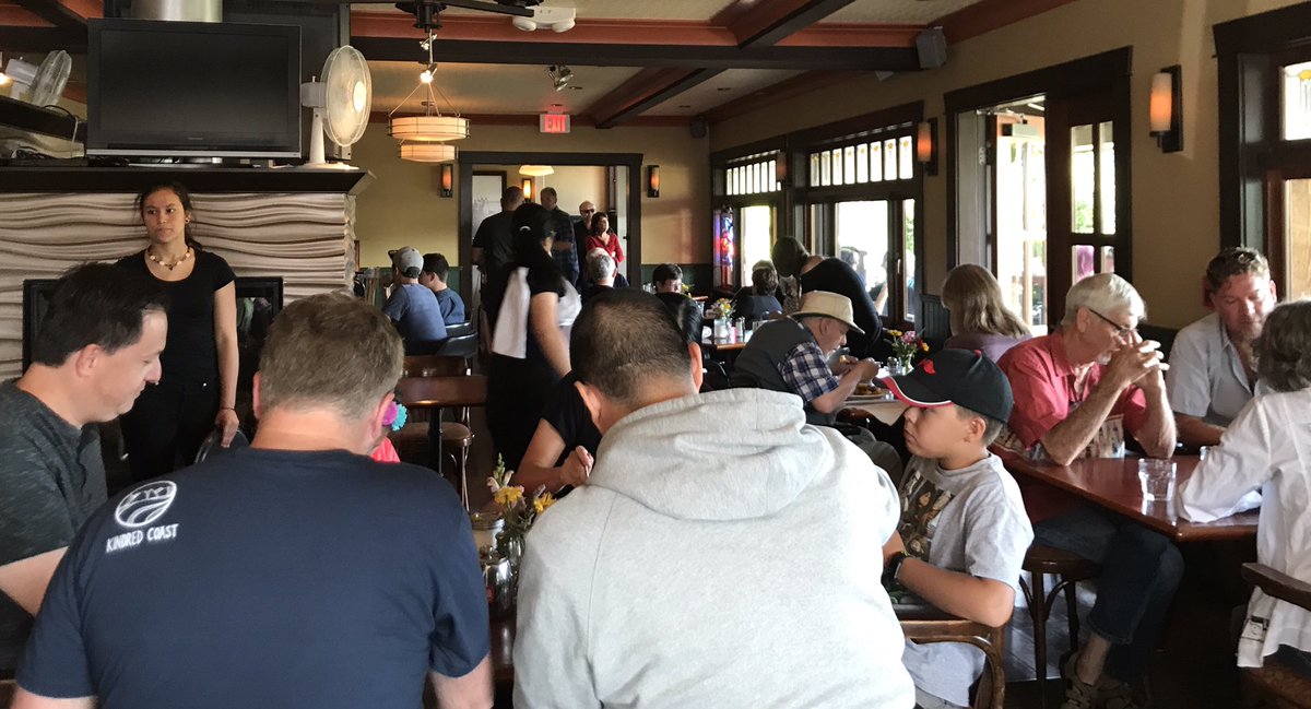 HeritageTimber's tweet image. Braved breakfast at the @SaltSpringInn this morning... a bit busier than usual 😳#SaltSpring #saltspringisland