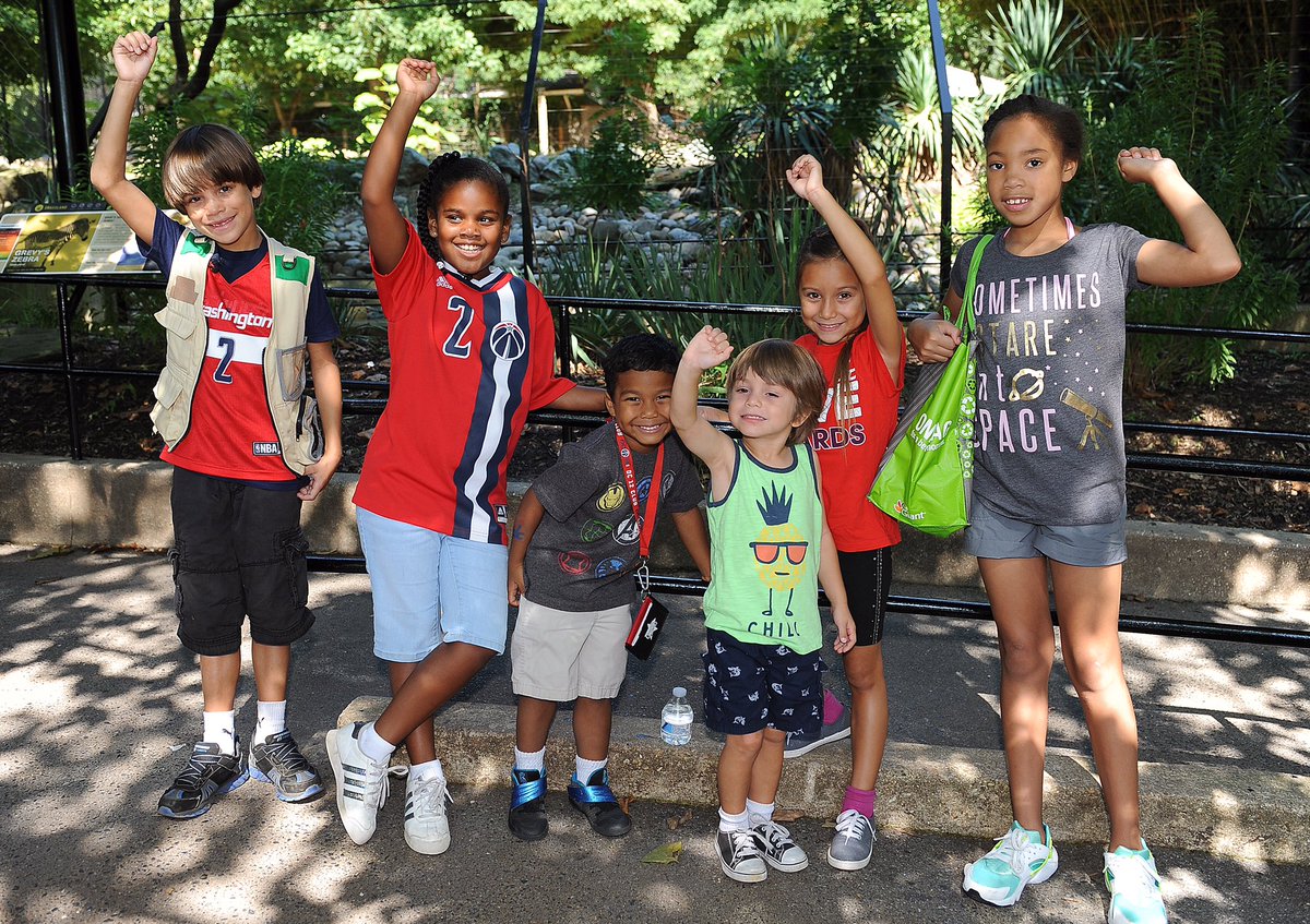 Members of the <a href="/WizardsGWiz/">G-Wiz</a> Kids Club pres. by <a href="/GiantFood/">Giant Food</a> spent the day with G-Wiz and the @WizardGirlsNBA at the <a href="/NationalZoo/">National Zoo</a>! #DCFamily