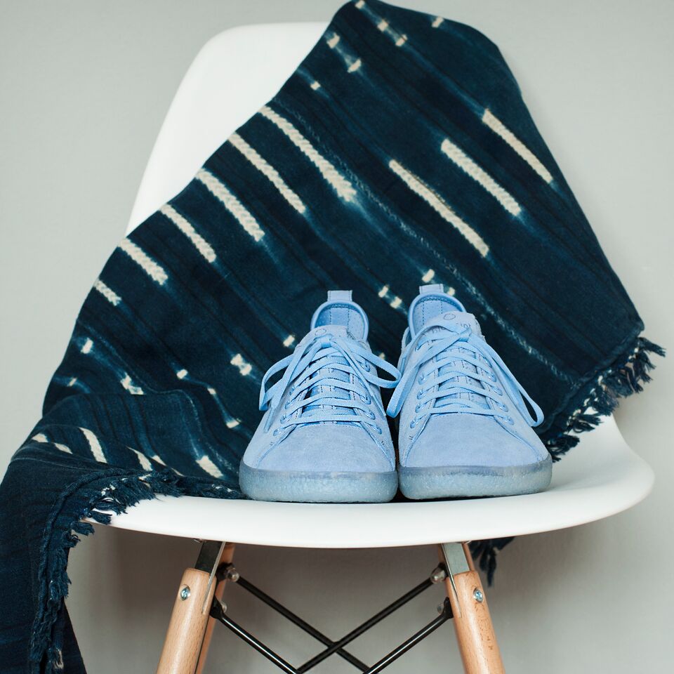 bluprintcomfort's tweet photo. #OOTD A unique soft suede upper paired with minimal canvas lining #FindYourComfort #LosAngelesCasuals https://t.co/8cx48u7g7d