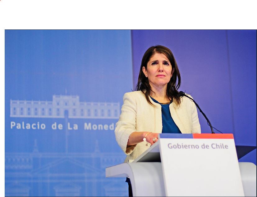 24HorasTVN's tweet photo. VIDEO | Gobierno a Piñera tras ataque a camiones: "Los Luchsinger Mackay murieron bajo su administración" → 
https://t.co/UG1l67s4rl https://t.co/OyqBxYrRPJ