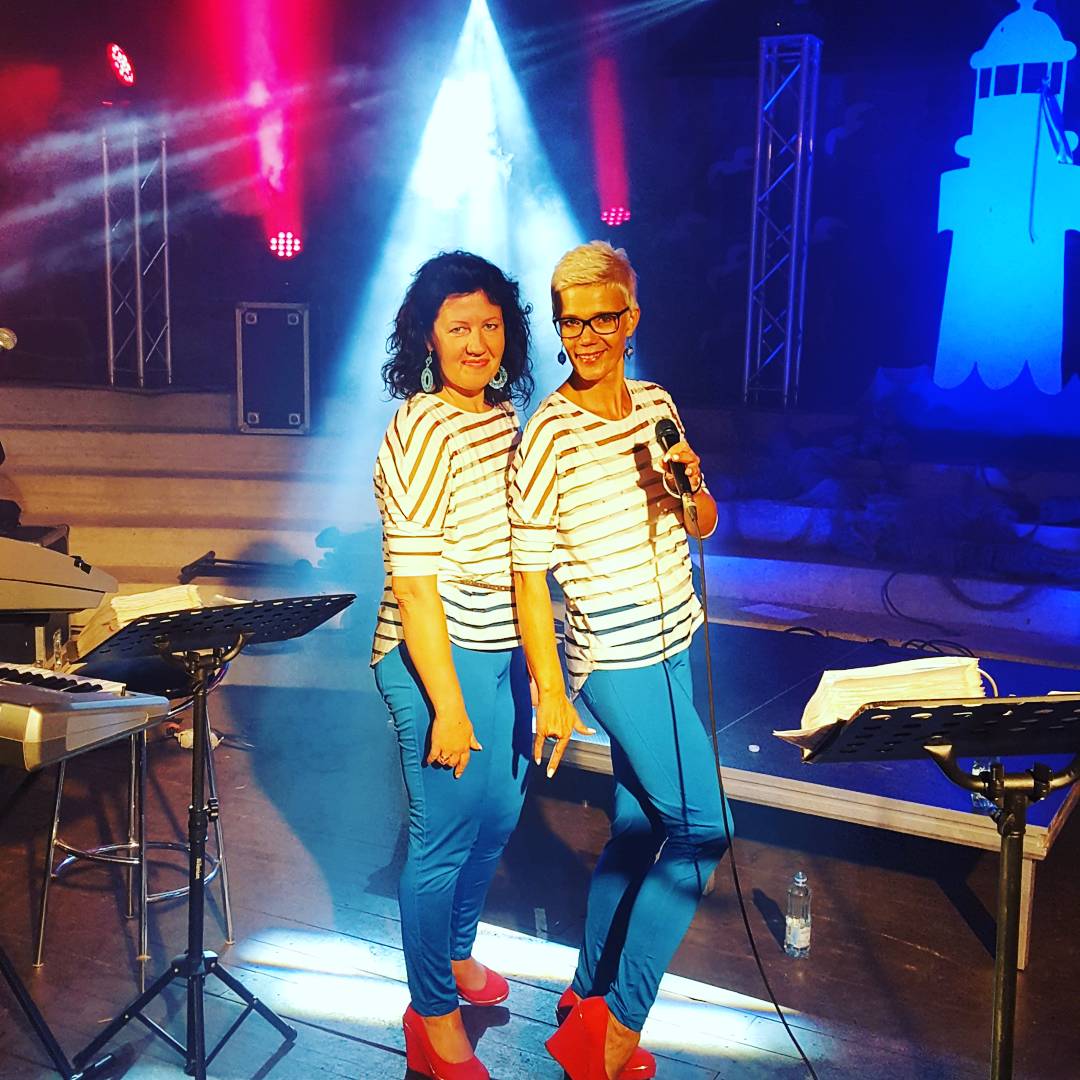 ma_duets's tweet photo. Sirsnīgs paldies par jauko uzņemšanu Ingai Dzērvei! Cilvēks savā vietā! @MNovads Mums pie Jums patika! https://t.co/mQpBEDxsO5