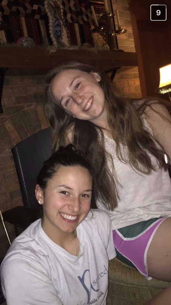 abbyliesman's tweet photo. ITS MY BEST FRIENDS BIRTHDAY AND SHES WONDERFUL AND AMAZING AND I LOVE HER SO GO WISH HER A HAPPY BIRTHDAY https://t.co/Aanb38wn87