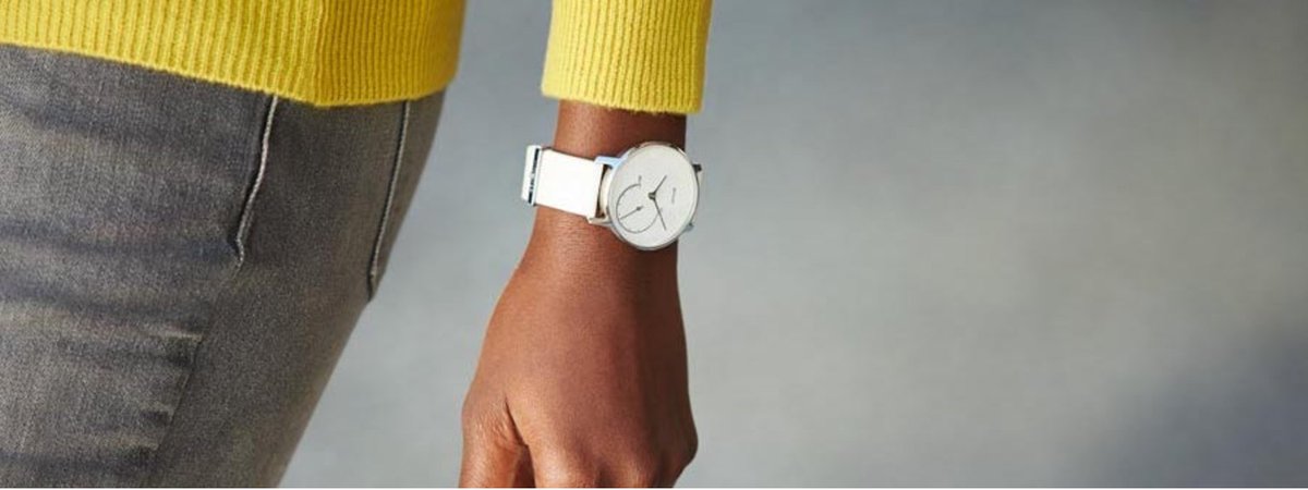 FitTrends's tweet photo. Top fitness trackers and health gadgets for 2017 - https://t.co/8bbsaSxD8M via @Shareaholic #fittech #fitdata #wearables #wearabletech https://t.co/cN9MZiPqH9