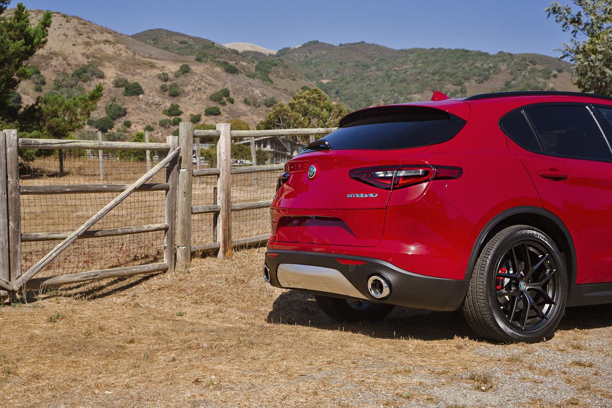 AlfaRomeoUSA's tweet photo. Whether it's at the villa or in Monterey, in the all-new #Stelvio your imagination is never far away. #AlfaRomeo #MontereyCarWeek https://t.co/wnA1Chhmtt