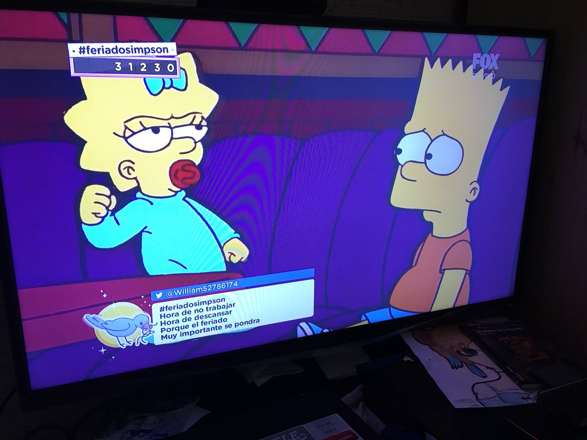 serkusne's tweet photo. #FeriadoSimpson todo el día así https://t.co/frqzog30y5