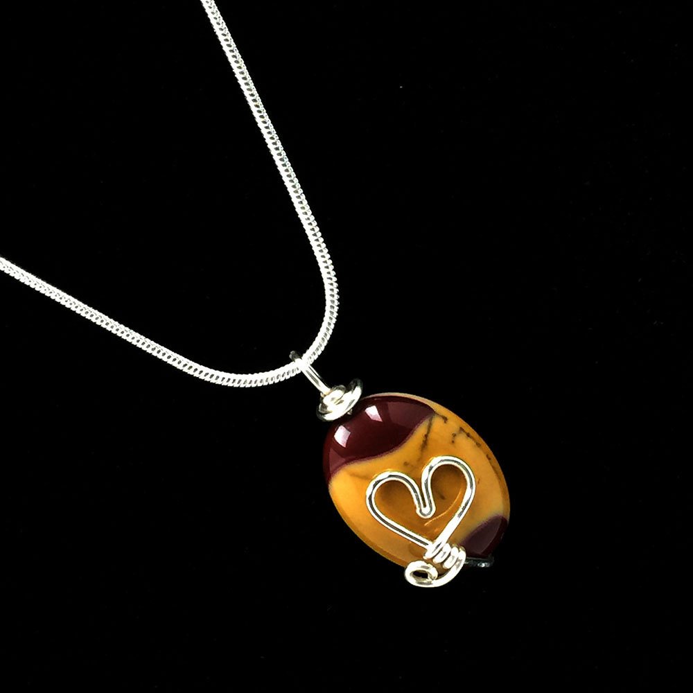 wandalou28's tweet photo. Valentine Heart Gemstone Necklace Moukaite Wire Wrapped Pendant Nat… https://t.co/8x7sSSQ9Fi #Etsy #WireWrappedAgate https://t.co/9f7GLpX0k7