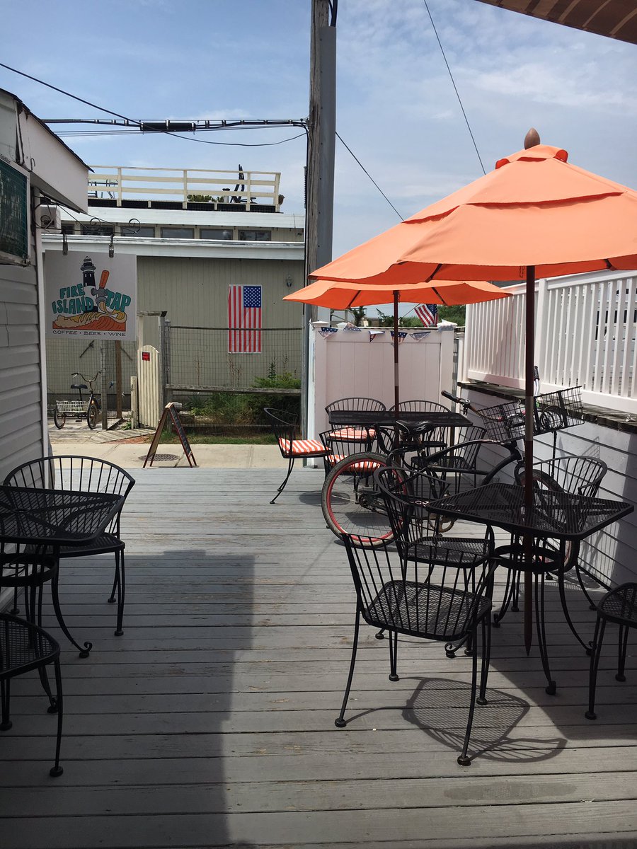 Come visit one of my favorite places on #FireIsland <a href="/BeachandVine/">playa</a> <a href="/FireIslandTap/">Fire Island Tap</a> in #Kismet