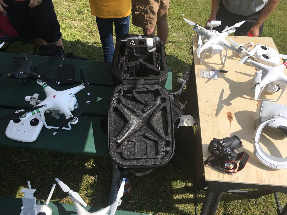Todaysdrone's tweet photo. Great day with flint drone operators. Thanks guys it was fun!!! https://t.co/XcscMOS8kr