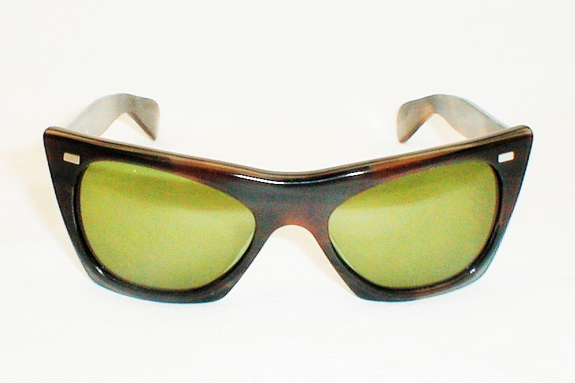 i got my sunglasses on