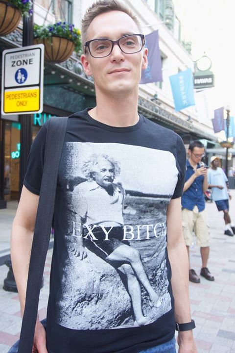 style_cheese's tweet photo. Find out where he got his shirt over on the blog! https://t.co/OzfOryZO7g
#style #boston #streetstyle #fashion #tshirts #summer https://t.co/wX8F2C6kgJ