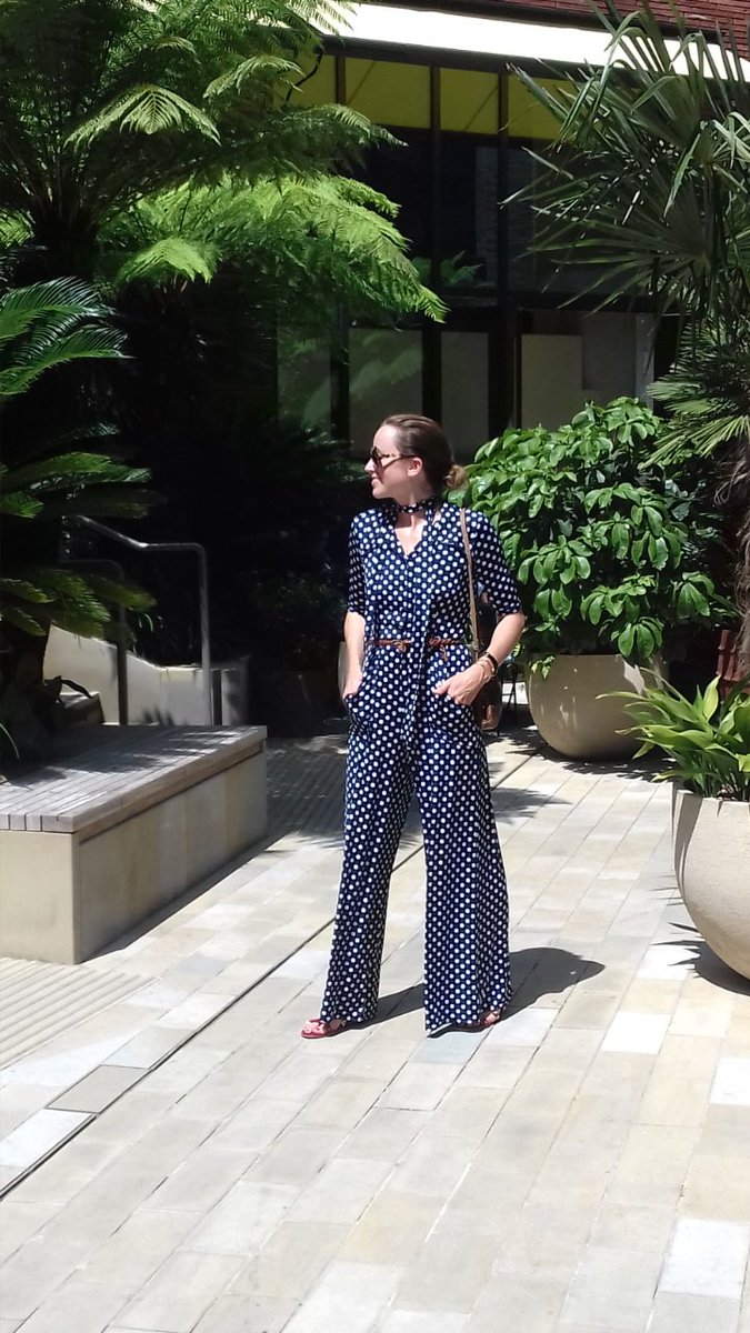 Its our Phoenix jumpsuit!  Inspired by the 1950s with its cinched in waist and wide leg trousers. The perfect city style jumpsuit😍 #onjenu
