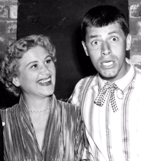 View image on Twitter