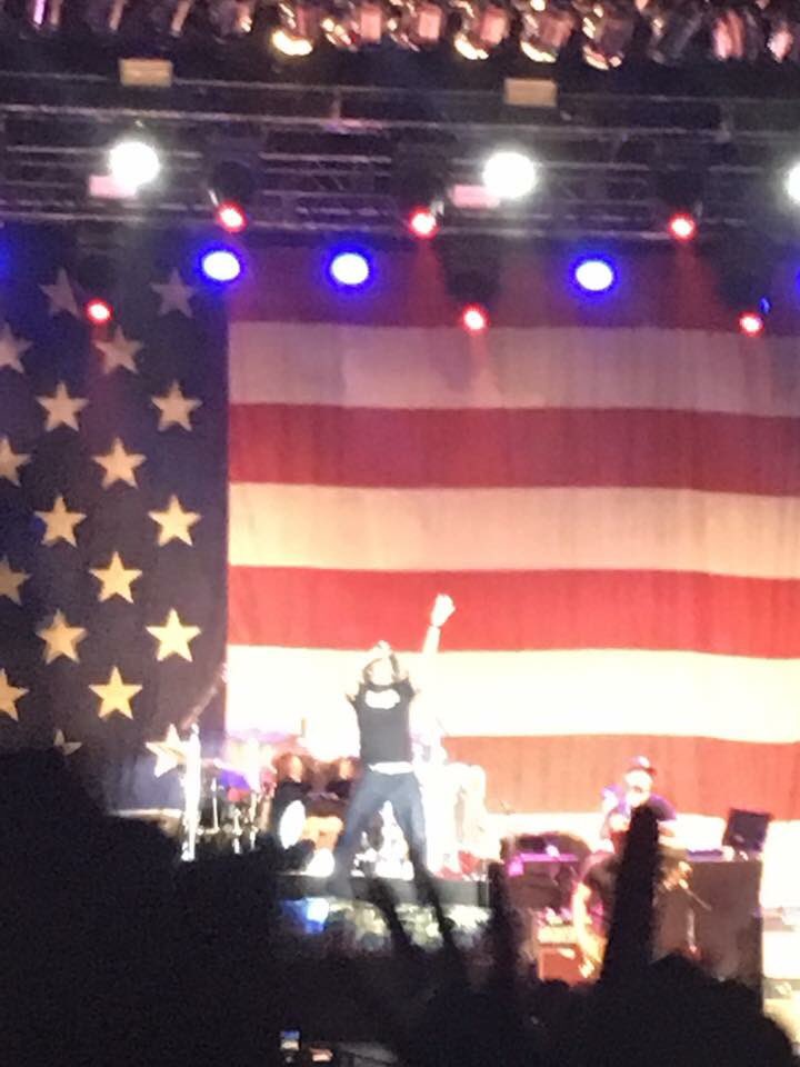 harris_molly's tweet photo. See you soon @KidRock @IowaStateFair #tenthtimesacharm https://t.co/y9oAUbv3B9