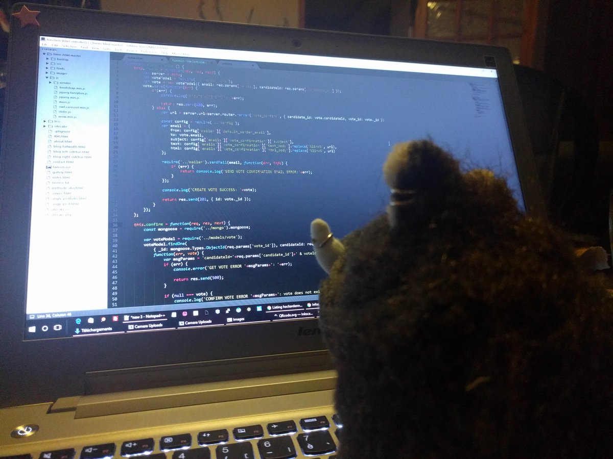 HackArdennes's tweet image. Francis n&apos;a qu&apos;à bien se tenir ! #hackInProgress 🐗💻🌴🎶
@CabaretVert J-4 #HackCV17