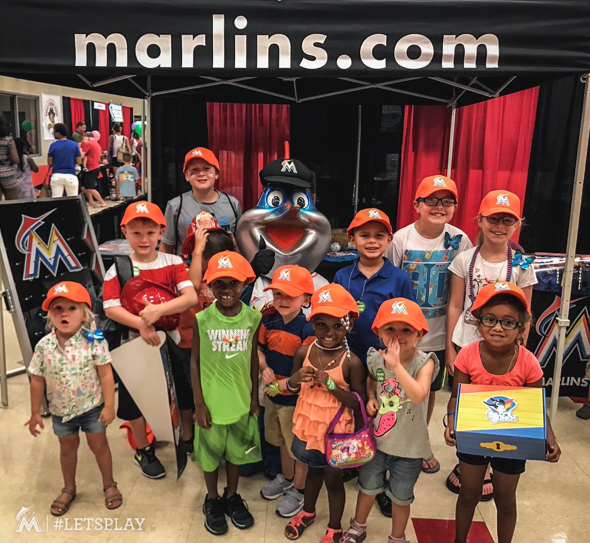 BillyTheMarlin's tweet photo. Made some new friends this weekend at the Key West Annual Kids Show! 😃 #LetsPlay https://t.co/p9IGZz1dOf