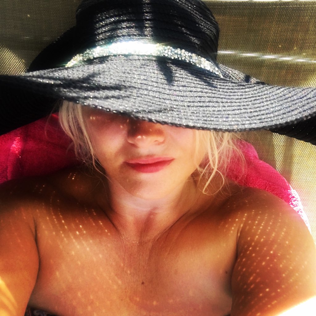donnavip1's tweet photo. #NewProfilePic https://t.co/0dFjaqXik2
