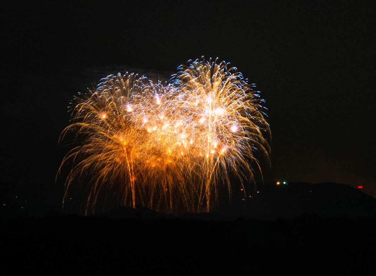 MrKnox (@foxyknoxy99) on Twitter photo <a href="/fireworkchamps/">Firework Champions</a> <a href="/Optimumfirework/">Optimum Fireworks</a> <a href="/mlepyro/">MLE Pyrotechnics</a> a few more pics of the #fireworks comp <a href="/ArleyHall/">Arley Hall & Gardens</a> as seen from <a href="/manairport/">Manchester Airport</a> last night - thanks!! <a href="/fireworkchamps/">Firework Champions</a> <a href="/Optimumfirework/">Optimum Fireworks</a> <a href="/mlepyro/">MLE Pyrotechnics</a> a few more pics of the #fireworks comp <a href="/ArleyHall/">Arley Hall & Gardens</a> as seen from <a href="/manairport/">Manchester Airport</a> last night - thanks!!