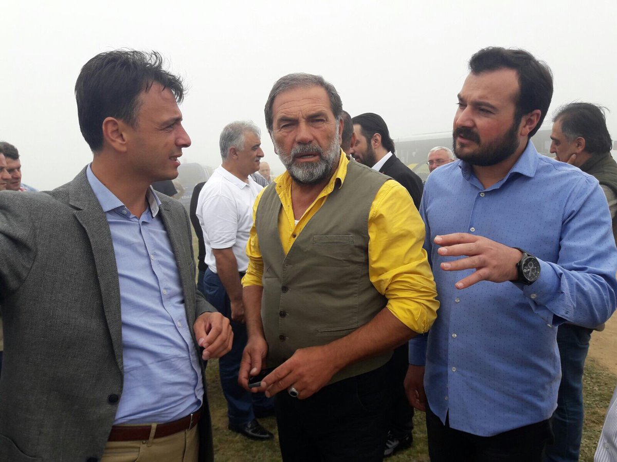 bulentdurgun25's tweet photo. Maçka beld başk Koray Koçhan  Kaymakam Haluk Çakmak 1916 Osmanlı Rus savaşında şehit düşen Macka Çataltepede 70şehitianma programına katıldk https://t.co/aSGXoGQI9s