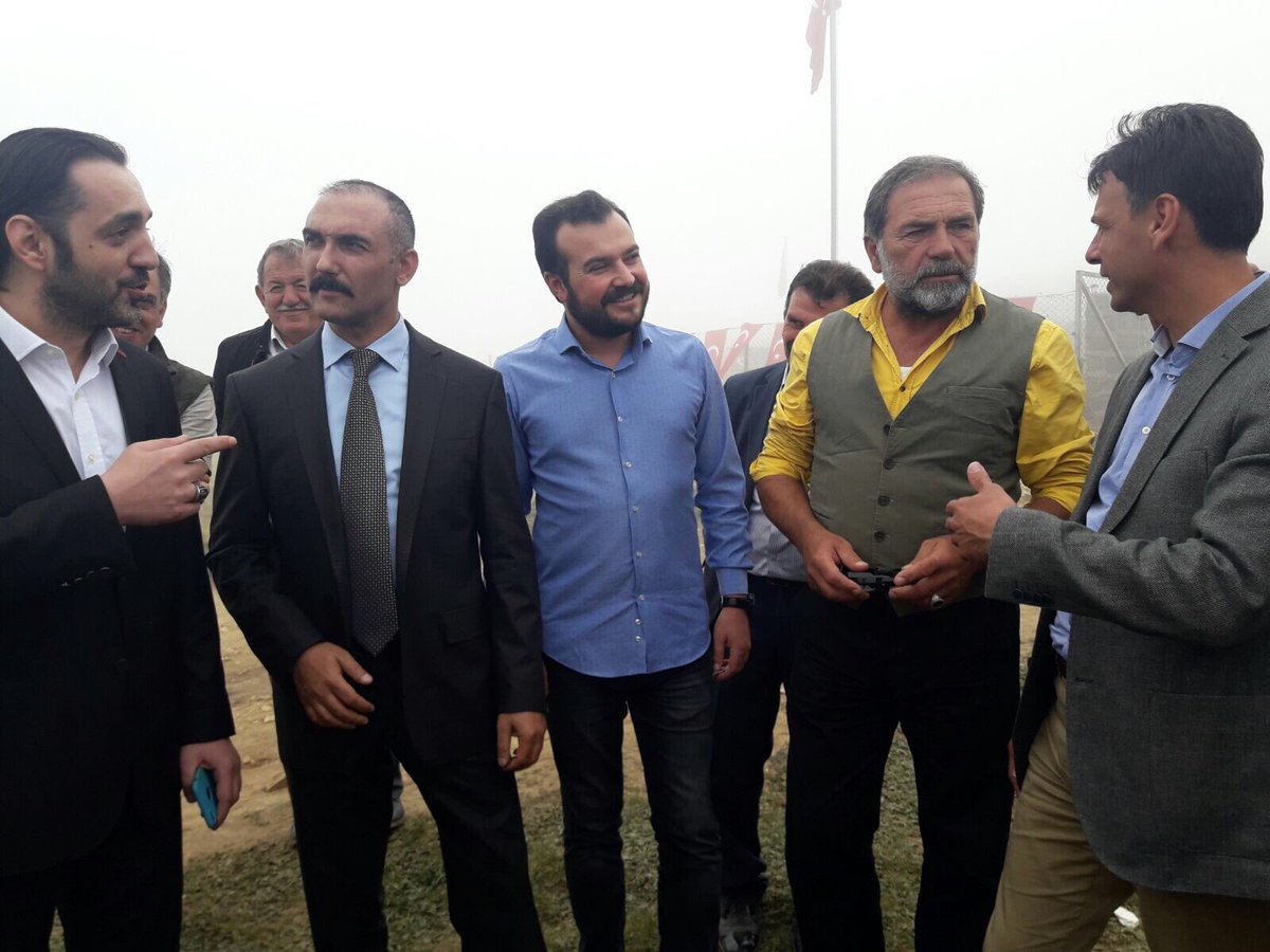 bulentdurgun25's tweet photo. Maçka beld başk Koray Koçhan  Kaymakam Haluk Çakmak 1916 Osmanlı Rus savaşında şehit düşen Macka Çataltepede 70şehitianma programına katıldk https://t.co/aSGXoGQI9s