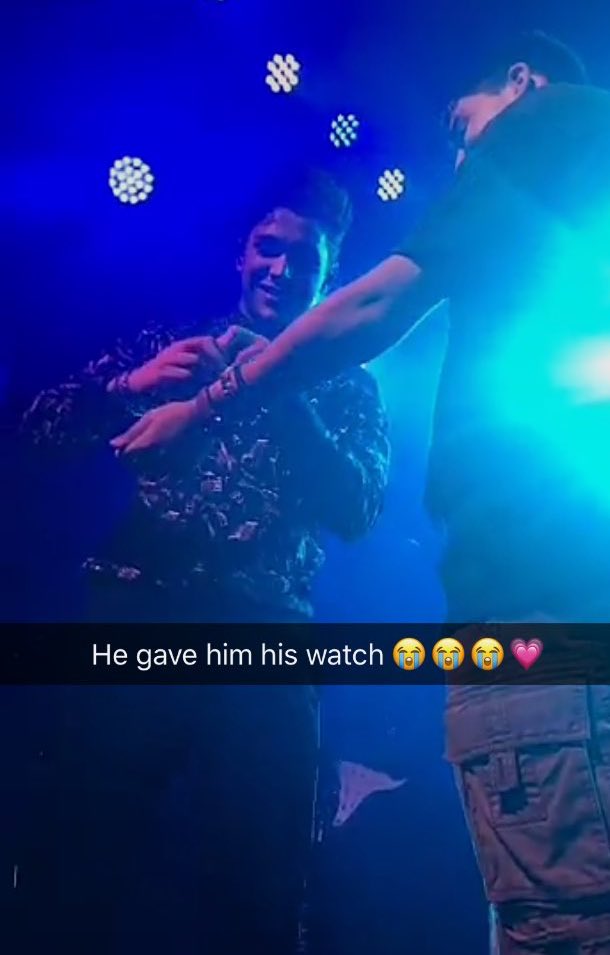 messybch's tweet image. honestly who doesnt love a sweet, humble, kindhearted legend. he deserves everything good