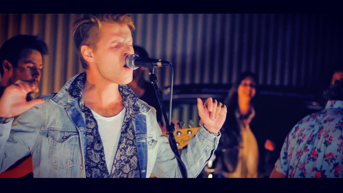 Avec @mariusofficiel on vous donne RDV demain à 18h pour une nouvelle vidéo #cover #new #clip #instagood #goodvibes #summer #music