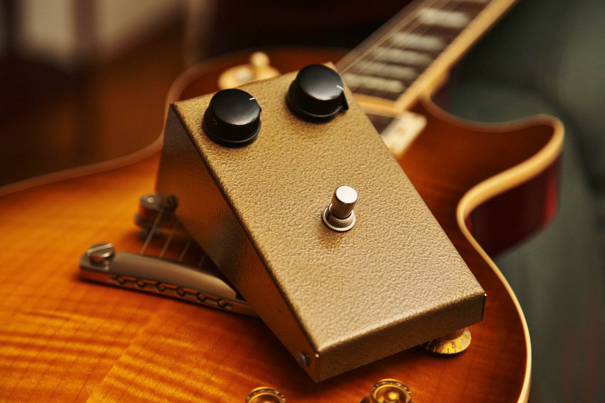 BrantoneFX's tweet photo. Some new and stunning analog guitar effects coming very soon including the second run of the official WEM Pepbox at @Brantonepedals https://t.co/B8EeLzyl41