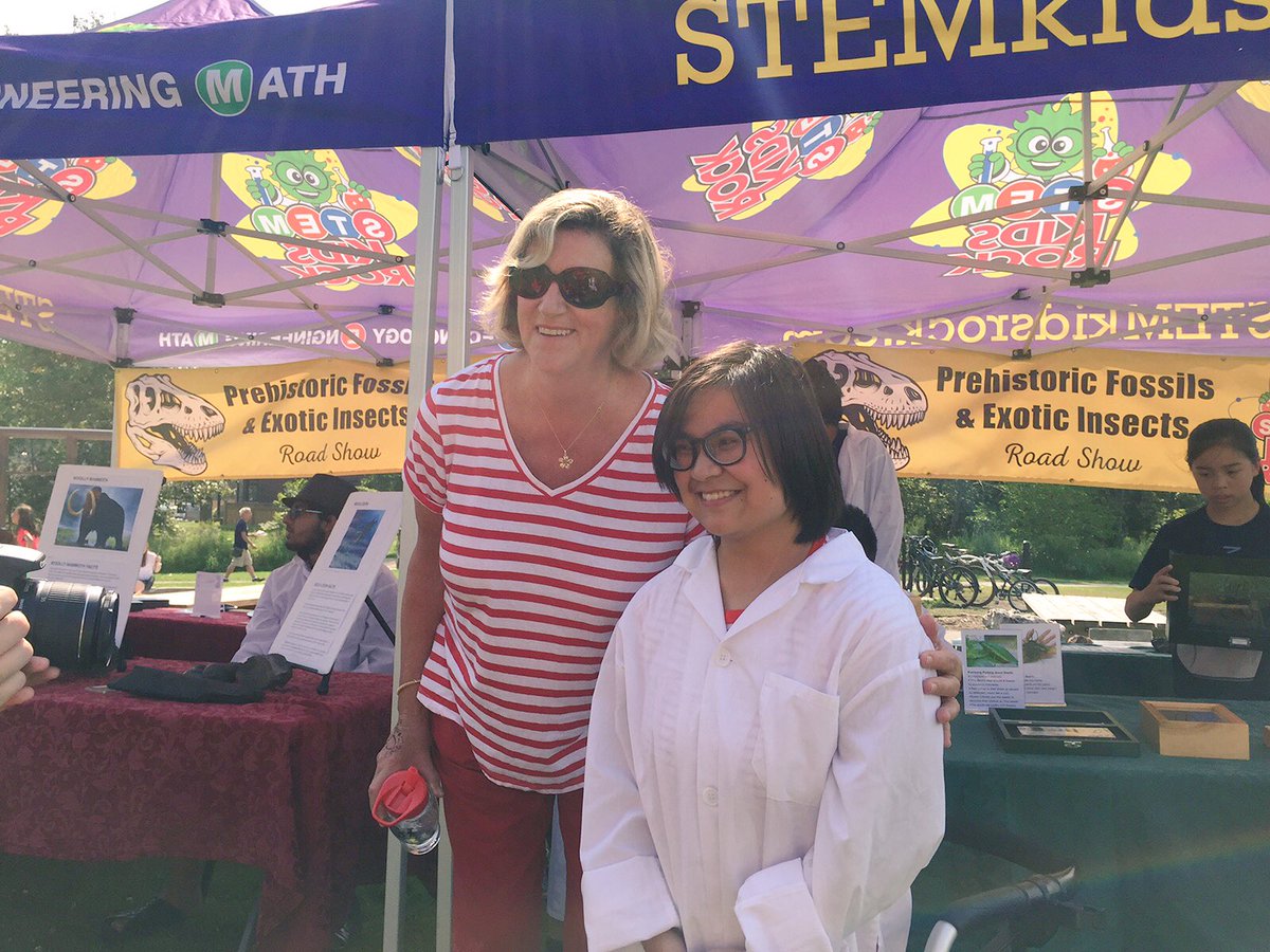 jordyn_sunn's tweet photo. Great meeting the Honourable @HelenaJaczek at her community BBQ! I'm proud to be a #cpadvocate #cpwarrior 🙌 https://t.co/EmkPxjDkOb