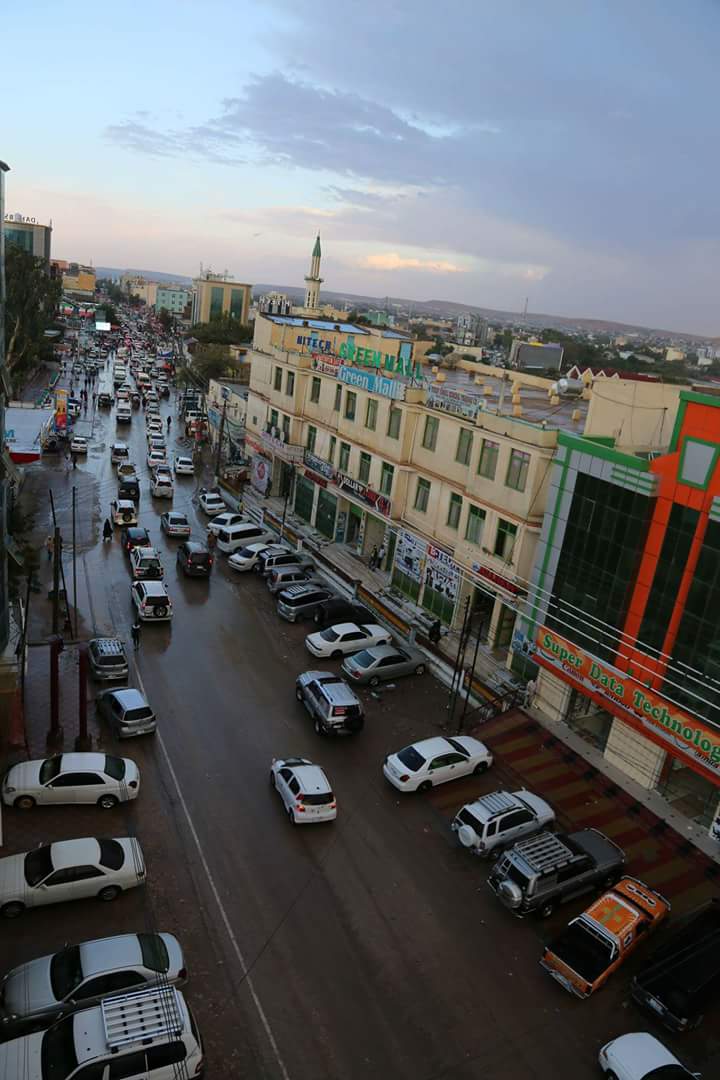 Kadarnouh's tweet photo. The Capital City of #Somaliland 
Peace and development
Photo Hajji Dirir https://t.co/zOq00v45we
