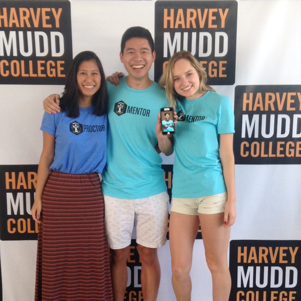 MuddResLife's tweet photo. #North Res Life Team! #missingjustin #proctors #mentors #muddreslife #campuslife #studentleaders #studentaffairs #harveymudd https://t.co/hpqaCVvGcP