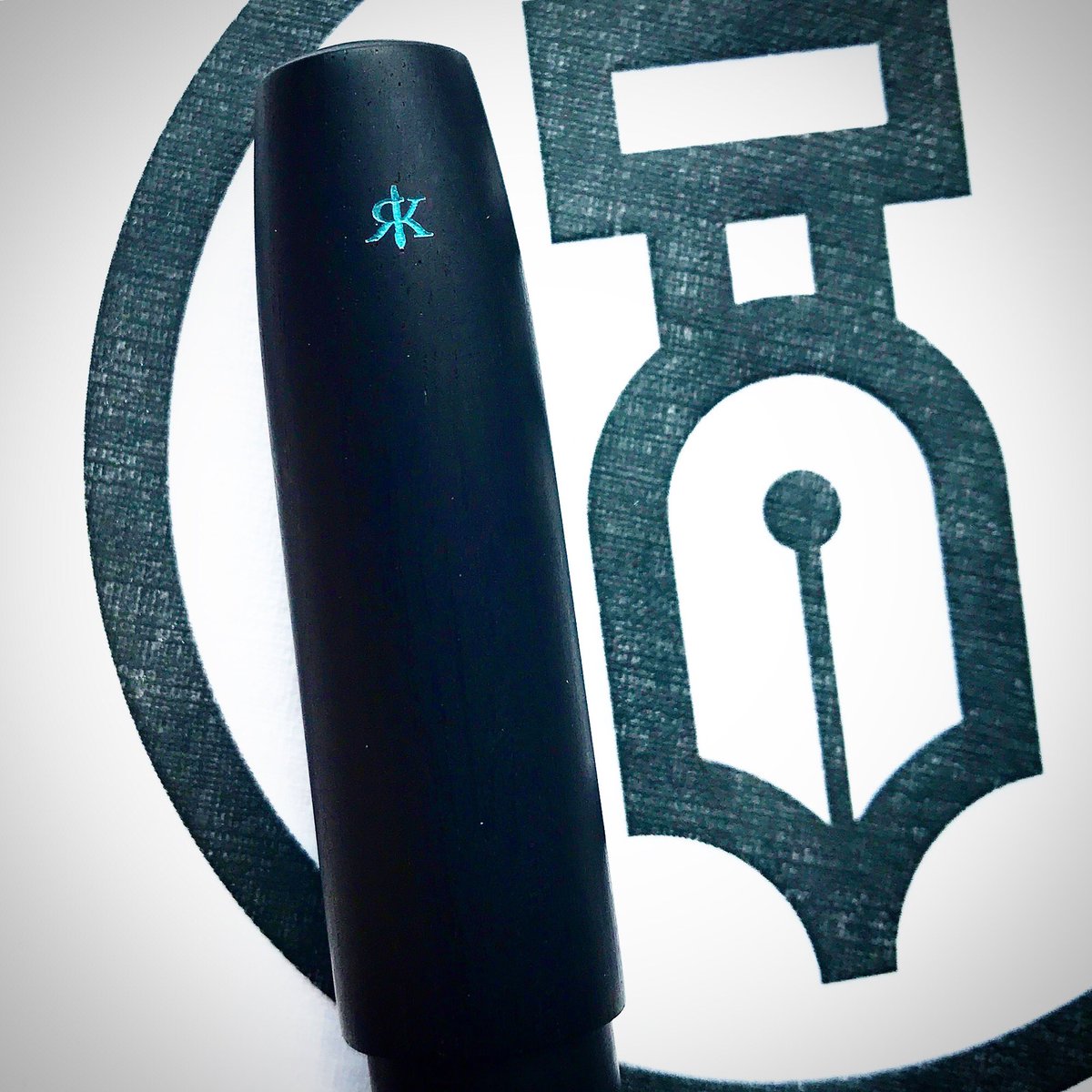 FountainPenDay's tweet photo. Something will be unveiled at the #sfpenshow2017 !!!
#fountainpenday #ink #ryankrusac #writing #sanfrancisco #pen #scholarship #wood https://t.co/FVmqdj6eFs