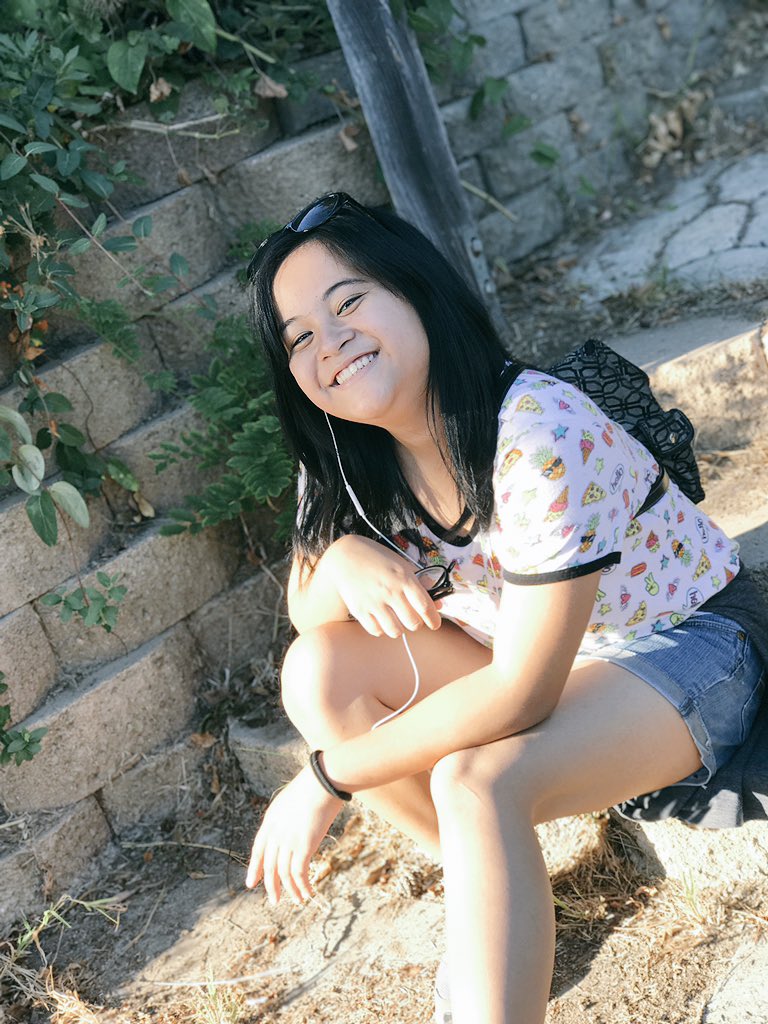 allana_espiritu's tweet image. Knock Knock💓 
👩🏻📸| by my Sistar!!! 
#iphone7pluscamera #party #modeling #mountain #nature #prettyself