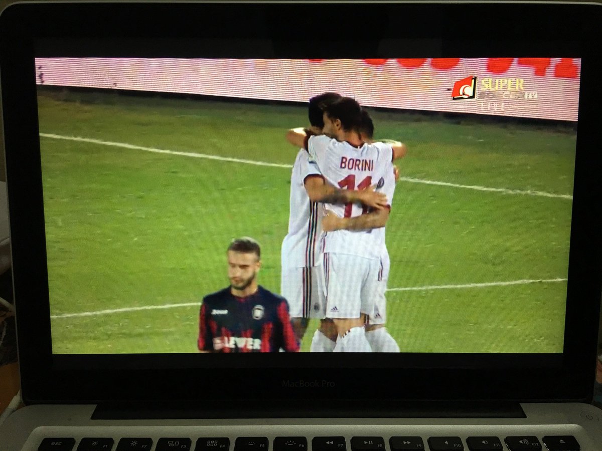Very positive first half from rossoneri !! #SSTVserieA <a href="/my_supersoccer/">SuperSoccer TV</a>